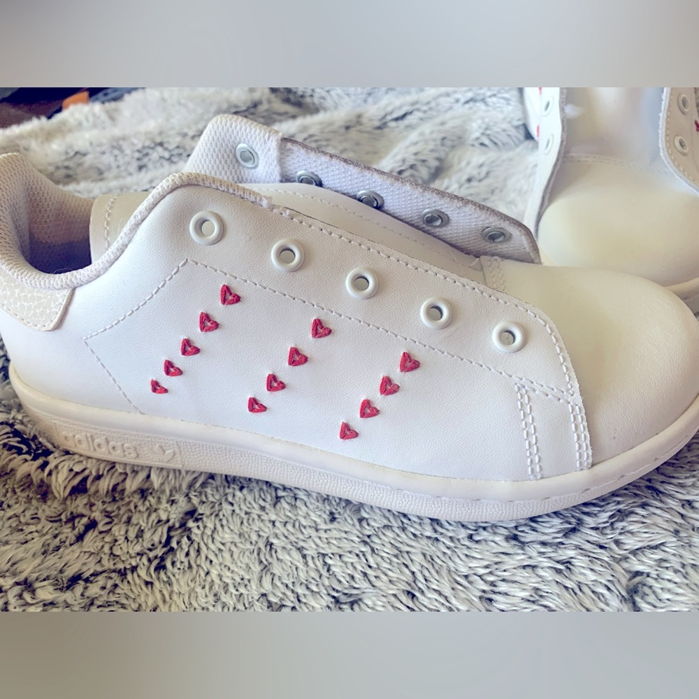 Limited Edition Adidas Stan Smith “Heart Valentines Day” sneakers